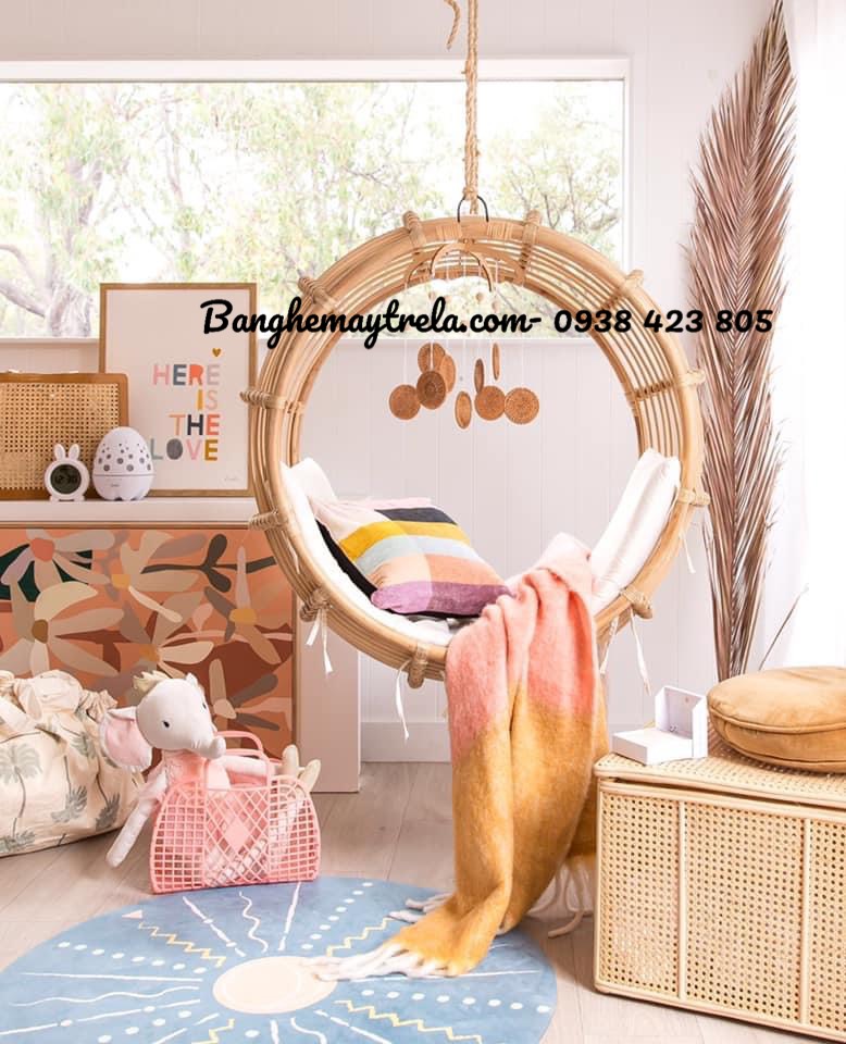 Xích đu tròn mây tre